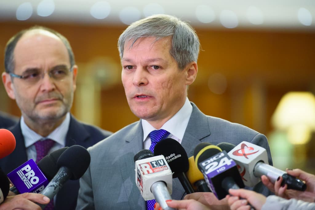 Romania’s former PM criticizes Government’s plan to pardon prisoners