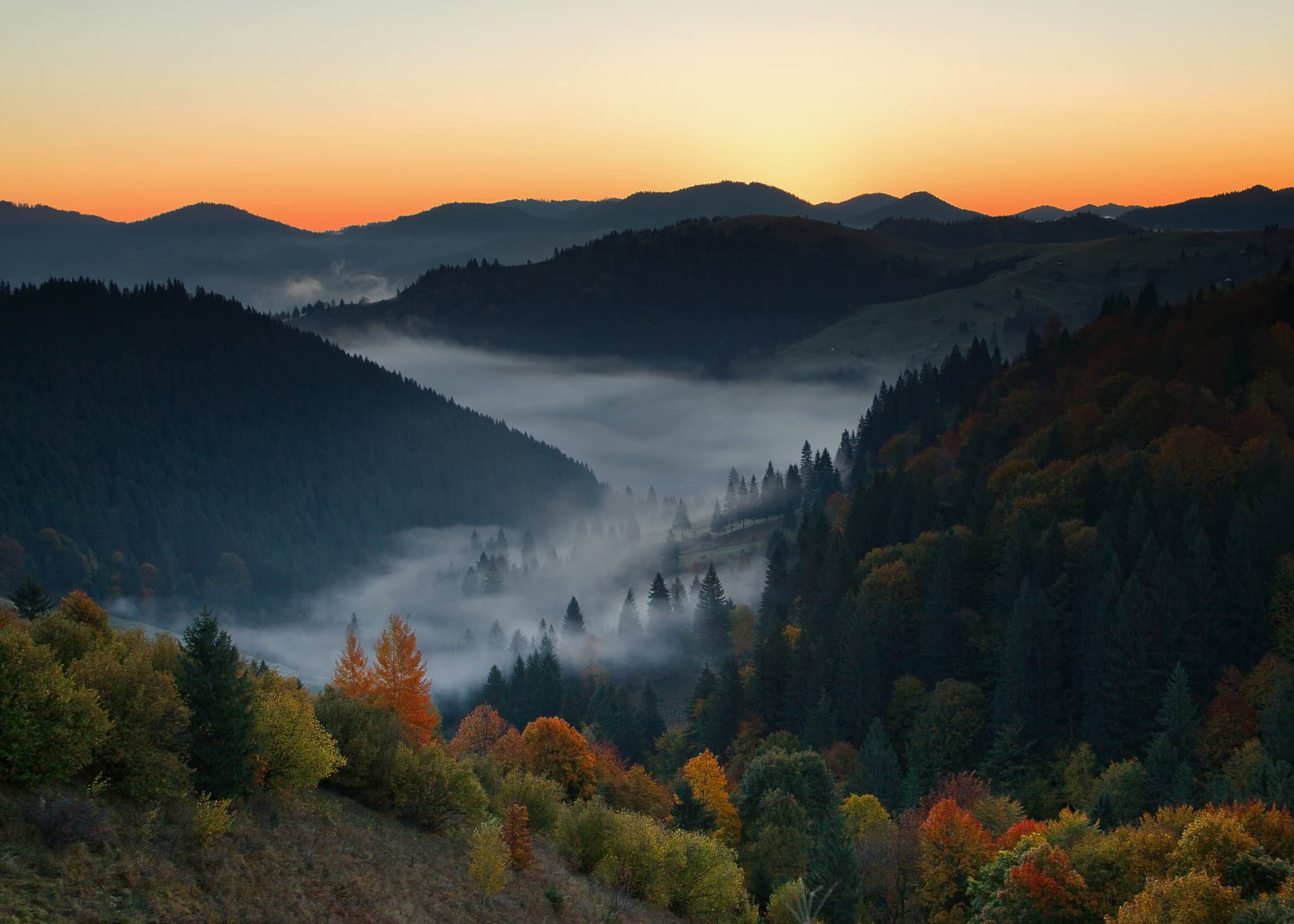Romania Photo of the Day by Dreamstime: Bucovina in autumn colors
