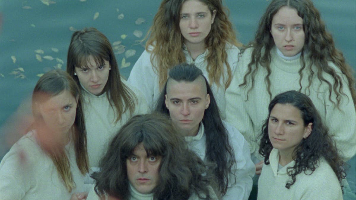 Romanian cinema: Sebastian Mihăilescu’s Mammalia has world premiere at Berlin Film Festival