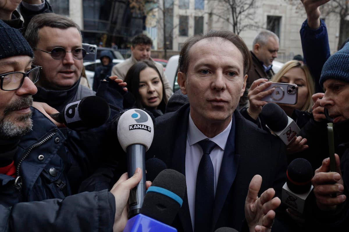 Former Romanian PM officially investigated in corruption case targeting COVID vaccine purchases