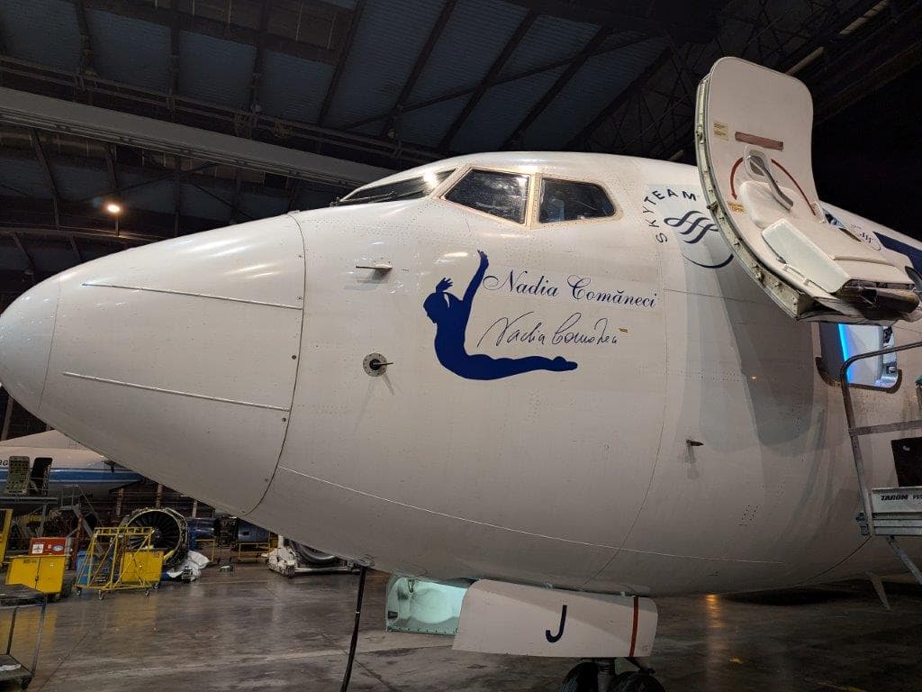 Plane used by Romanian athletes for Paris Olympic Games renamed "Nadia Comăneci”