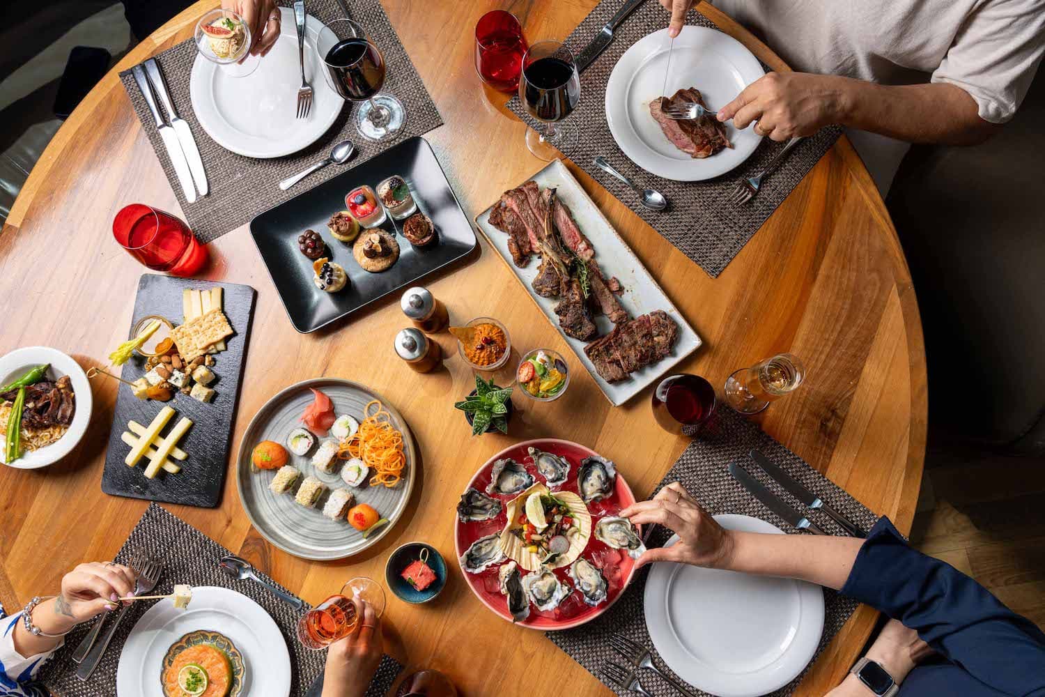 Indulge in the ultimate luxury: Live cooking stanchions at JW Marriott Bucharest’s legendary Sunday Brunch