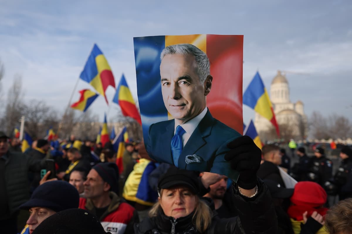 Călin Georgescu supporters rally in Bucharest demanding presidential election rerun