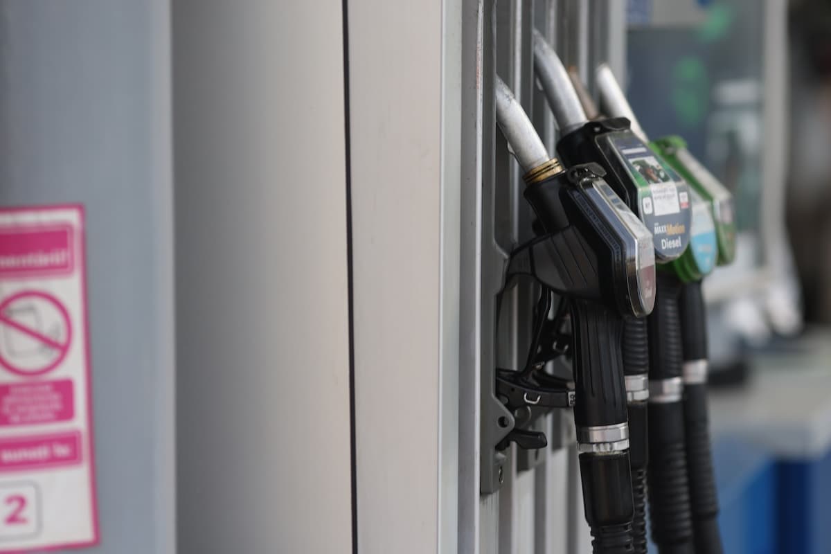 Romania cuts excise duty on diesel by 25% for two weeks