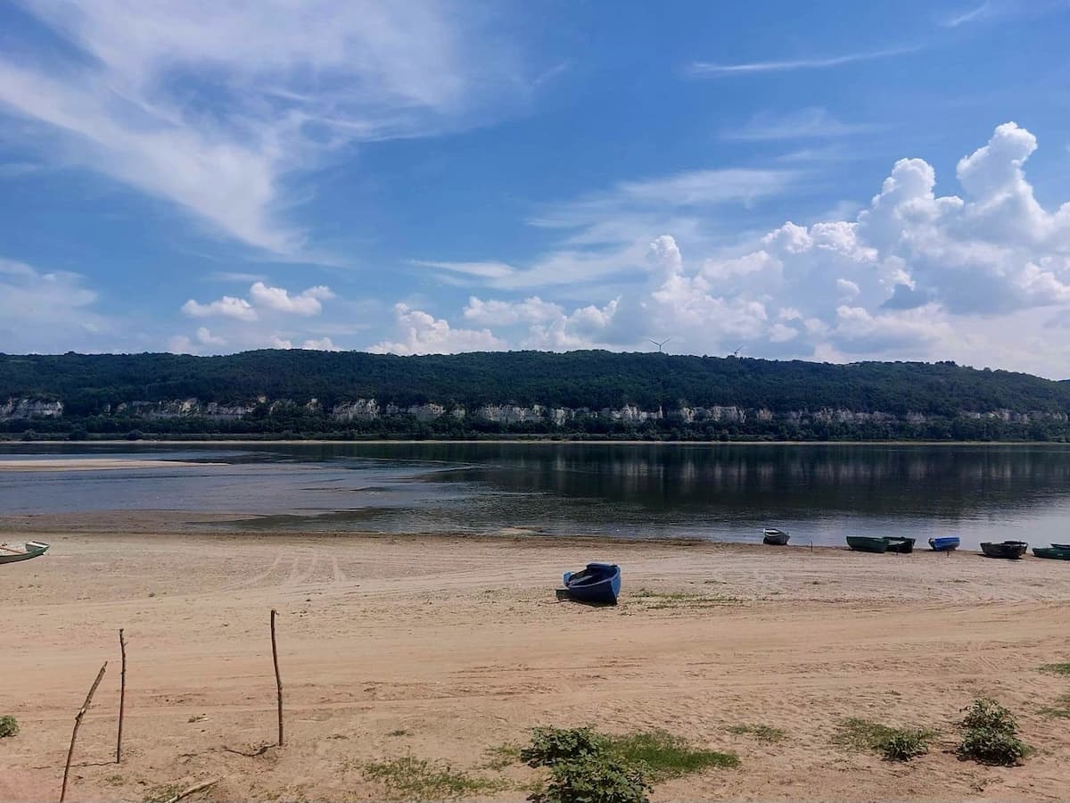 Flow of Danube in Romania three times lower than multiannual August average