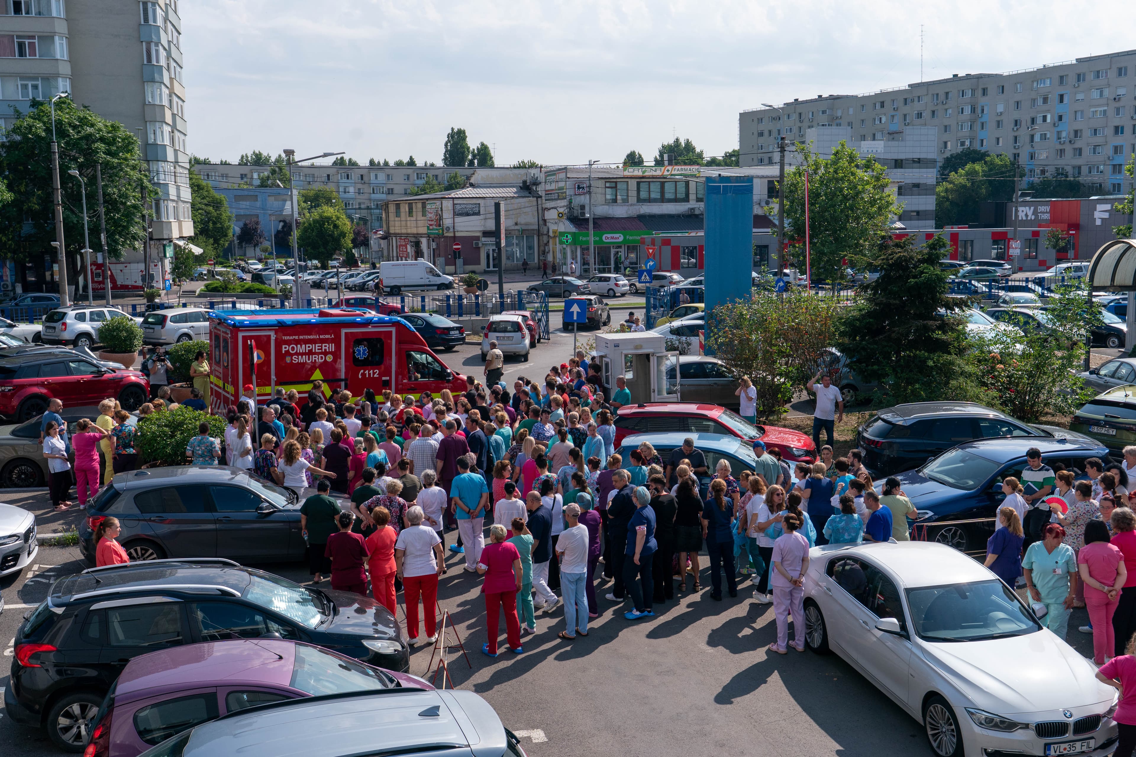 Romanian healthcare sector strike enters third day, PM condemns “disinformation”