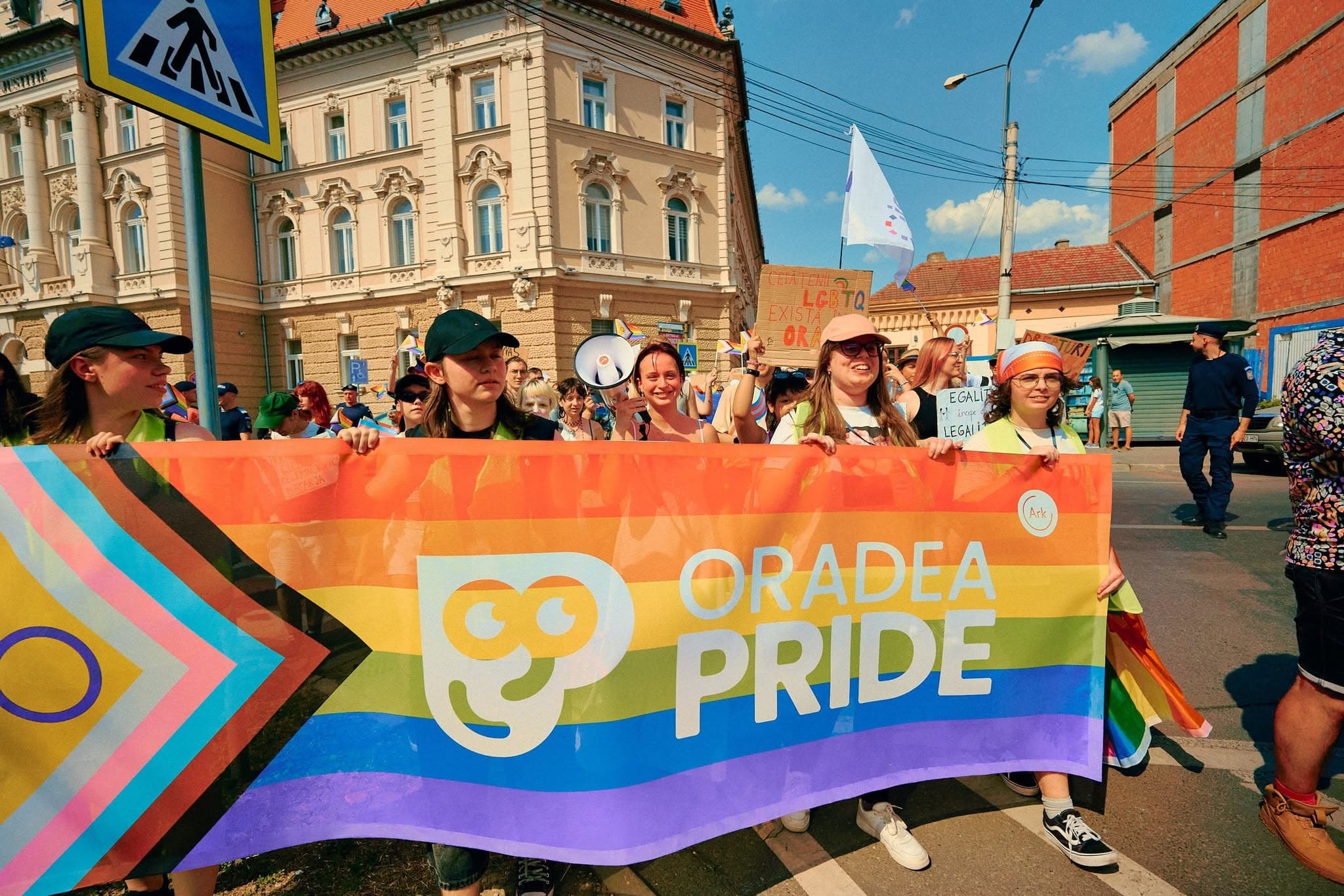 Over 120 civil society organizations call on Romanian authorities to allow Oradea Pride march