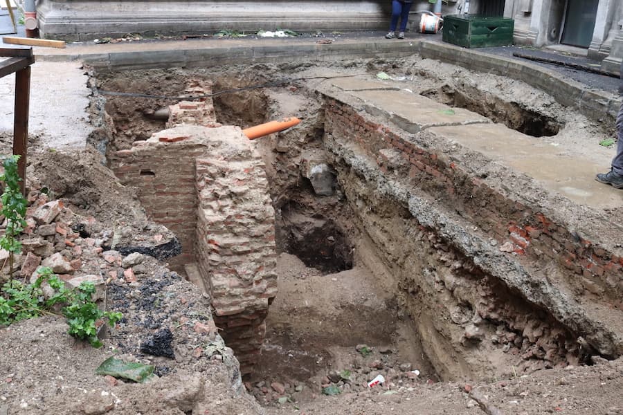 Three-century old academy ruins found downtown Romanian capital