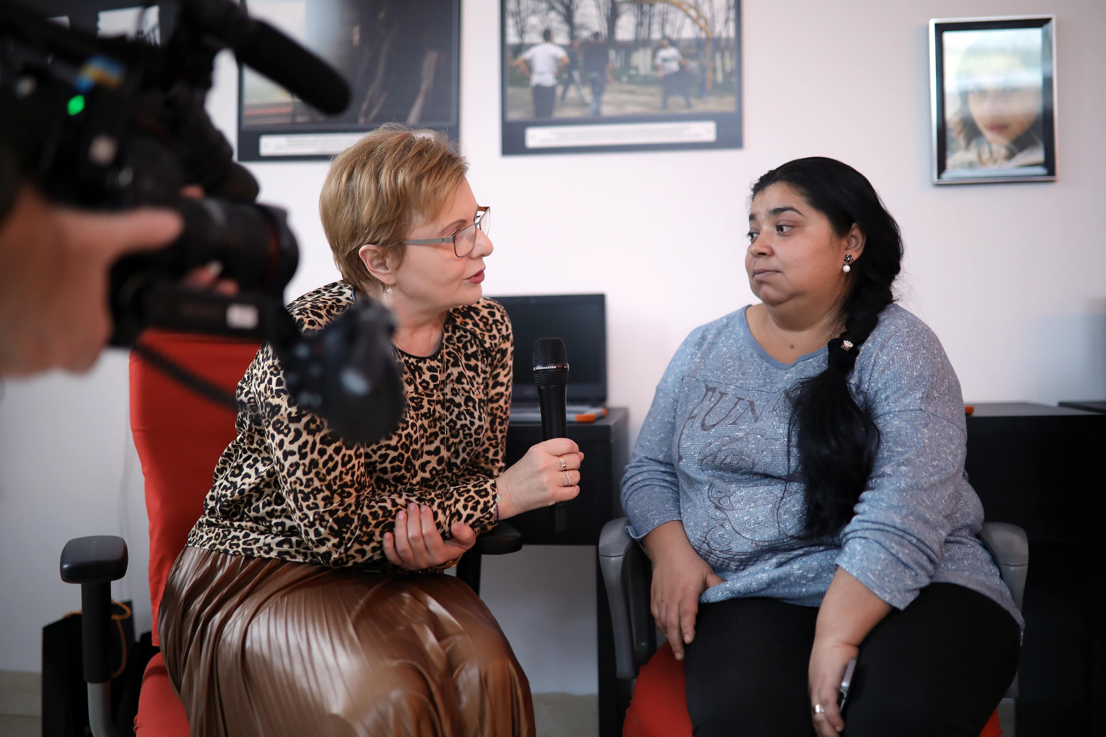 (P) How Orange’s first digital center for women helps Romanians become financially independent