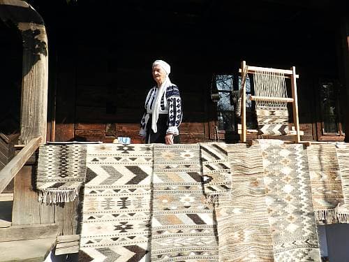 Romania’s traditional wall-carpet craftsmanship, on UNESCO’s Intangible Cultural Heritage list