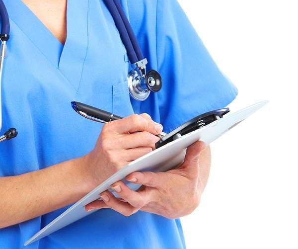 Study: Four in five young doctors in Romania think of going to work abroad