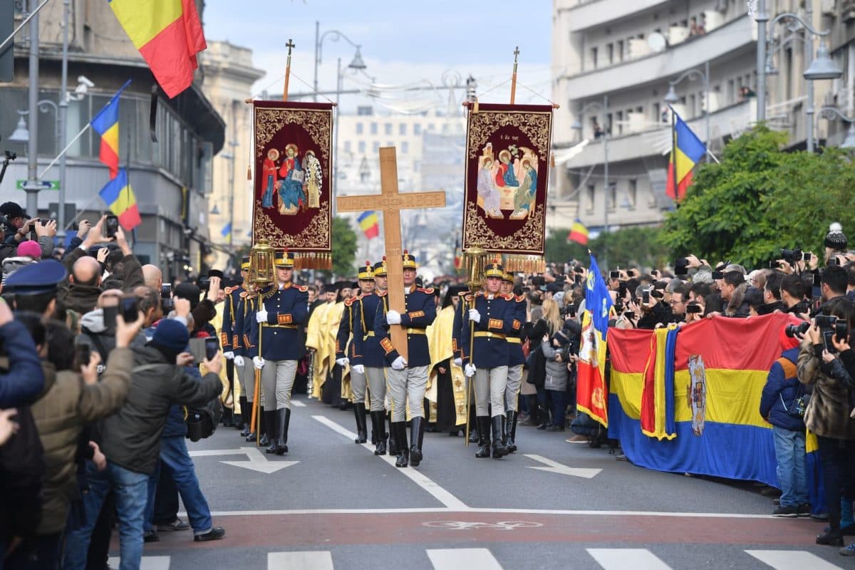 Thousands join funeral of Romania’s last king