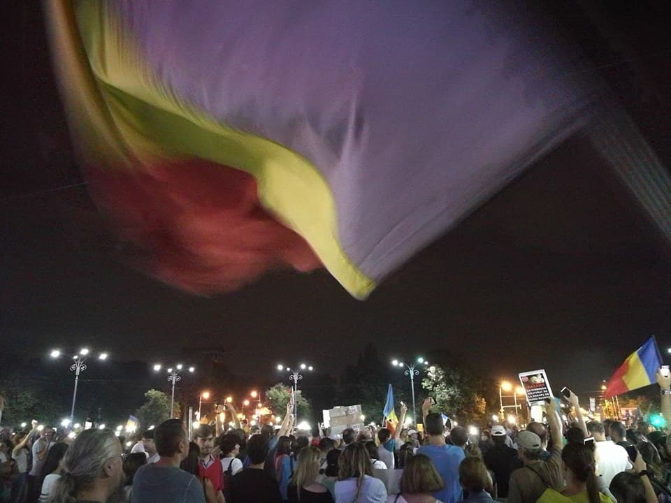 Romanian art critic wants to turn protesters’ signs into an exhibition